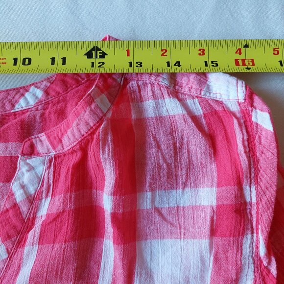 St. John's Bay Tonic Blouse, Pink & White Plaid Shirt With a V-neckline Size L - Picture 7 of 10